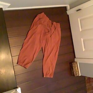 Women’s joggers, size xl